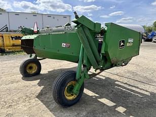 Main image John Deere 820 5