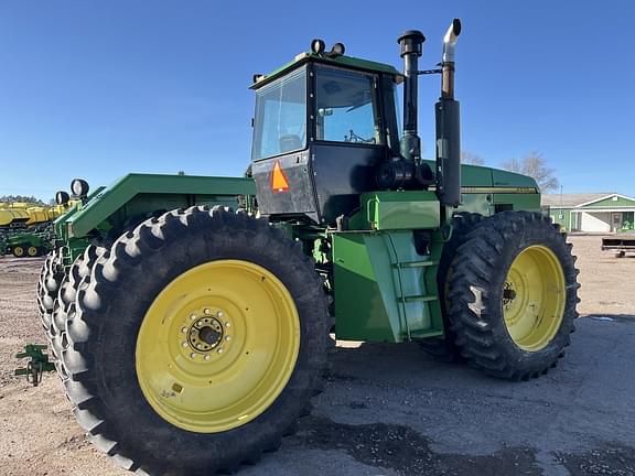 Image of John Deere 8570 equipment image 2