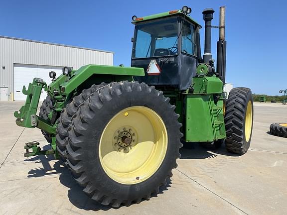 Image of John Deere 8570 equipment image 2