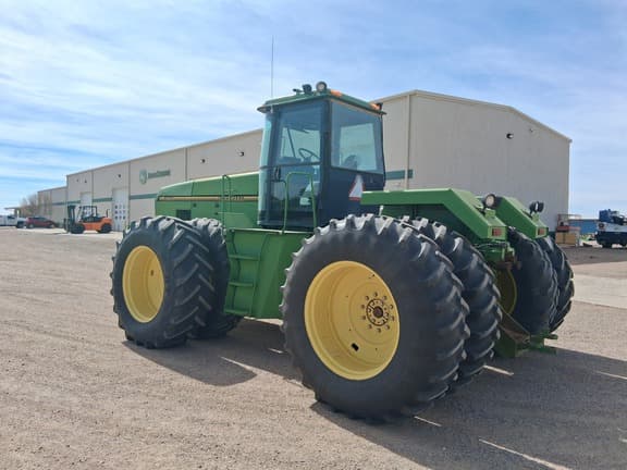 Image of John Deere 8770 equipment image 2