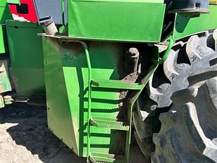 Main image John Deere 8770 11