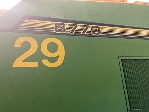 Image of John Deere 8770 equipment image 3