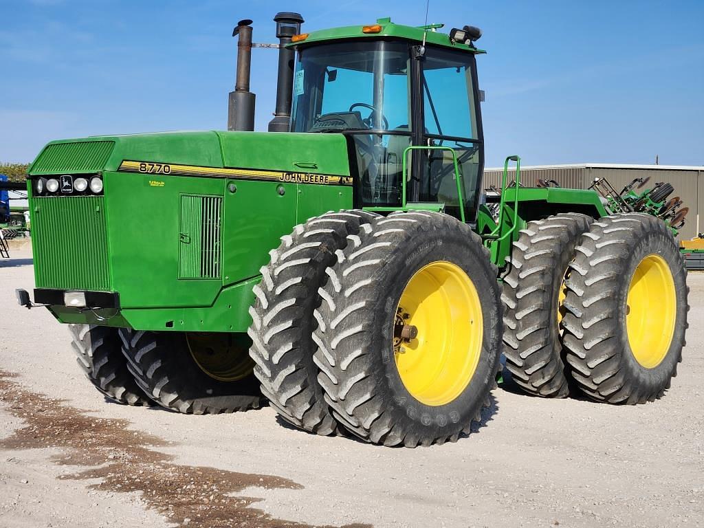 Image of John Deere 8770 Primary image