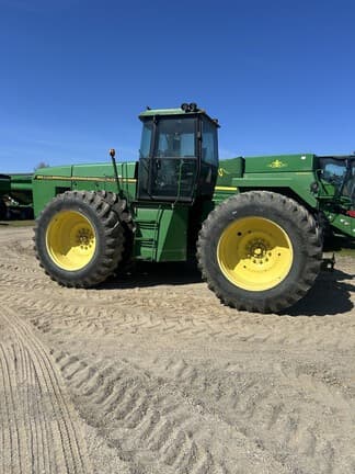 Image of John Deere 8870 equipment image 3