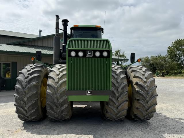 Image of John Deere 8870 equipment image 1