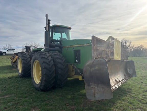 1994 John Deere 8970 Equipment Image0