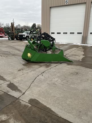 Image of John Deere 915 equipment image 2