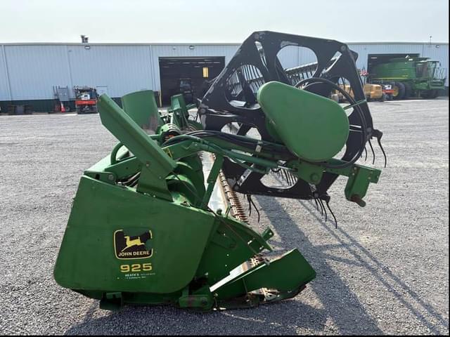Image of John Deere 925 equipment image 4