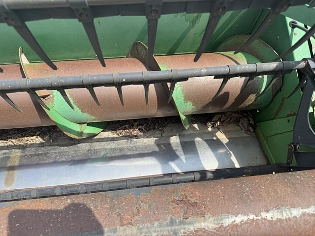 Image of John Deere 925 equipment image 1