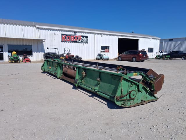 Image of John Deere 925R equipment image 3