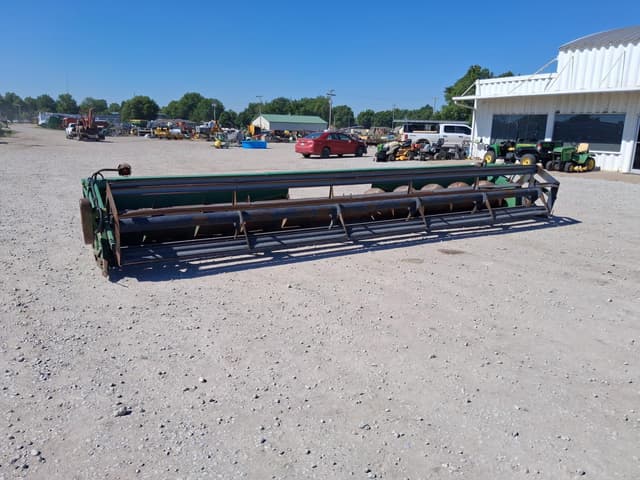 Image of John Deere 925R equipment image 1