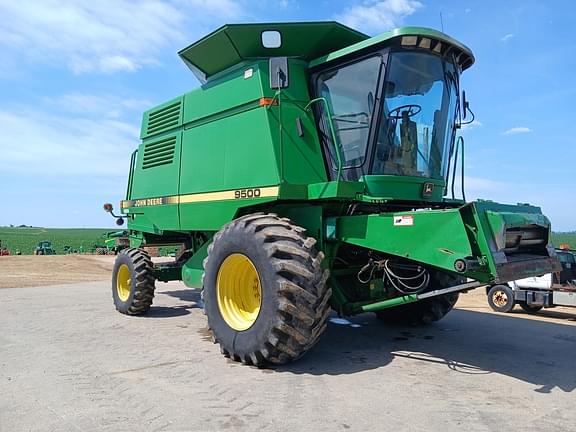 Image of John Deere 9500 equipment image 1