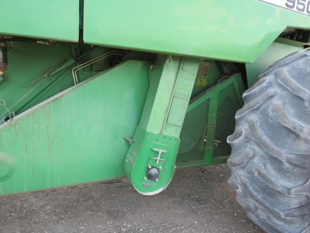 Image of John Deere 9500 equipment image 4