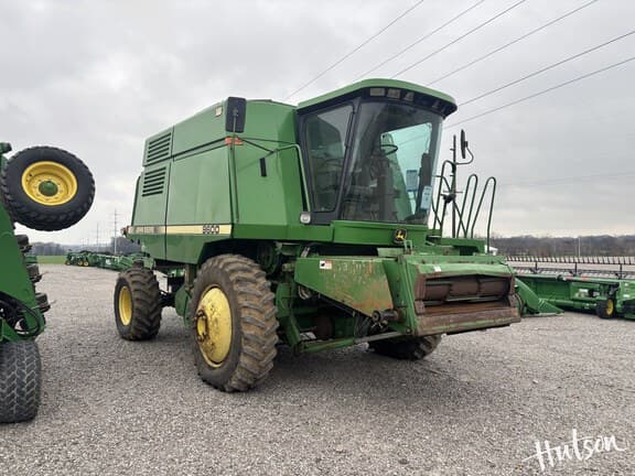 Image of John Deere 9600 equipment image 1