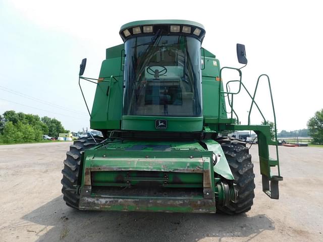Image of John Deere 9600 equipment image 1