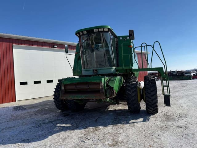 Image of John Deere 9600 equipment image 2