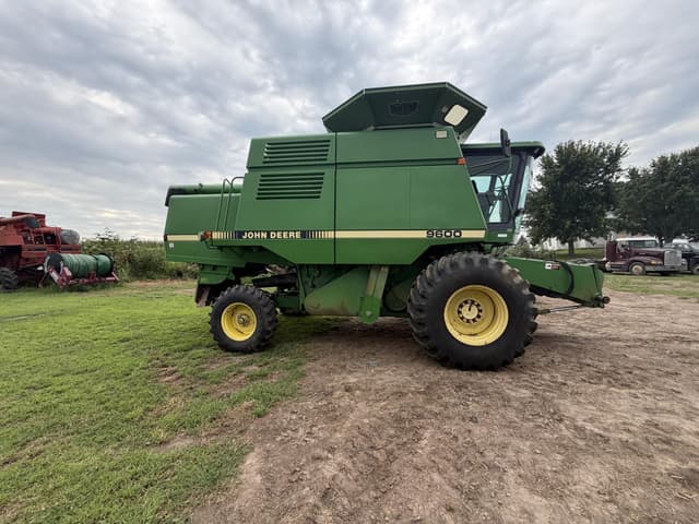 Image of John Deere 9600 equipment image 3