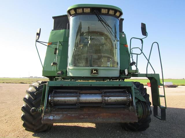 Image of John Deere 9600 equipment image 2