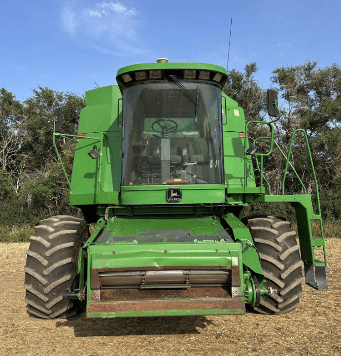 1994 John Deere 9600 Equipment Image0