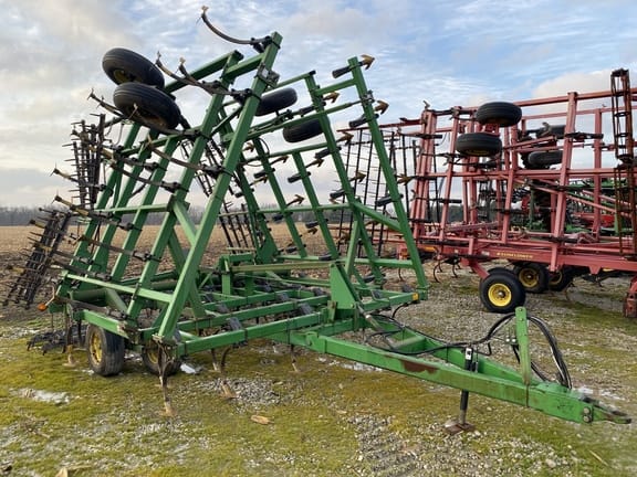 Main image John Deere 980