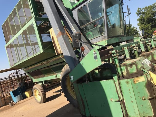 Image of John Deere 9965 equipment image 1