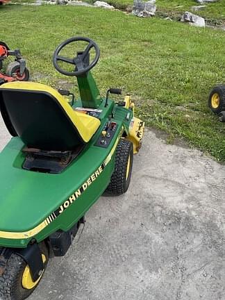 Image of John Deere F525 equipment image 1