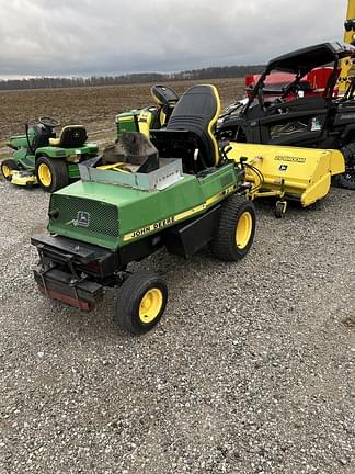 Image of John Deere F911 equipment image 1