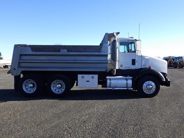 Image of Kenworth T450 equipment image 2