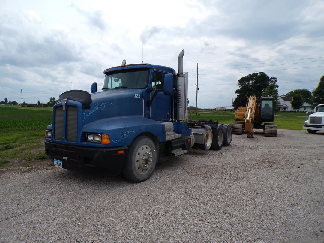 Image of Kenworth T600 Primary image