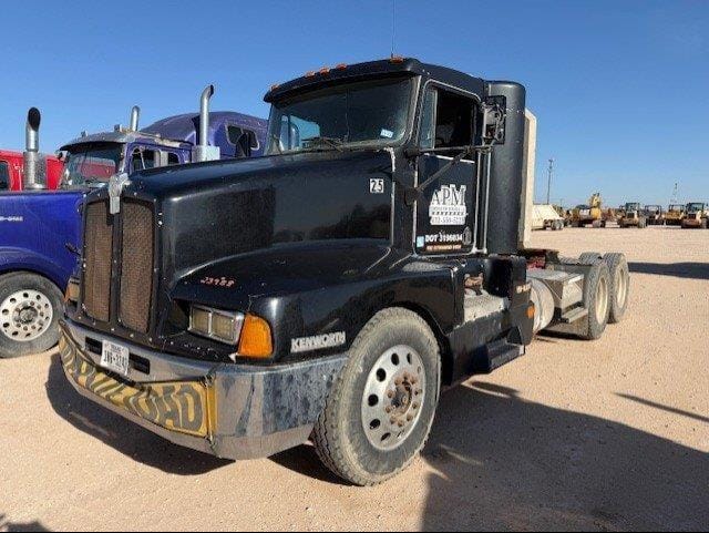 1994 Kenworth T600 Equipment Image0