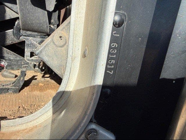 Image of Kenworth T600 equipment image 4