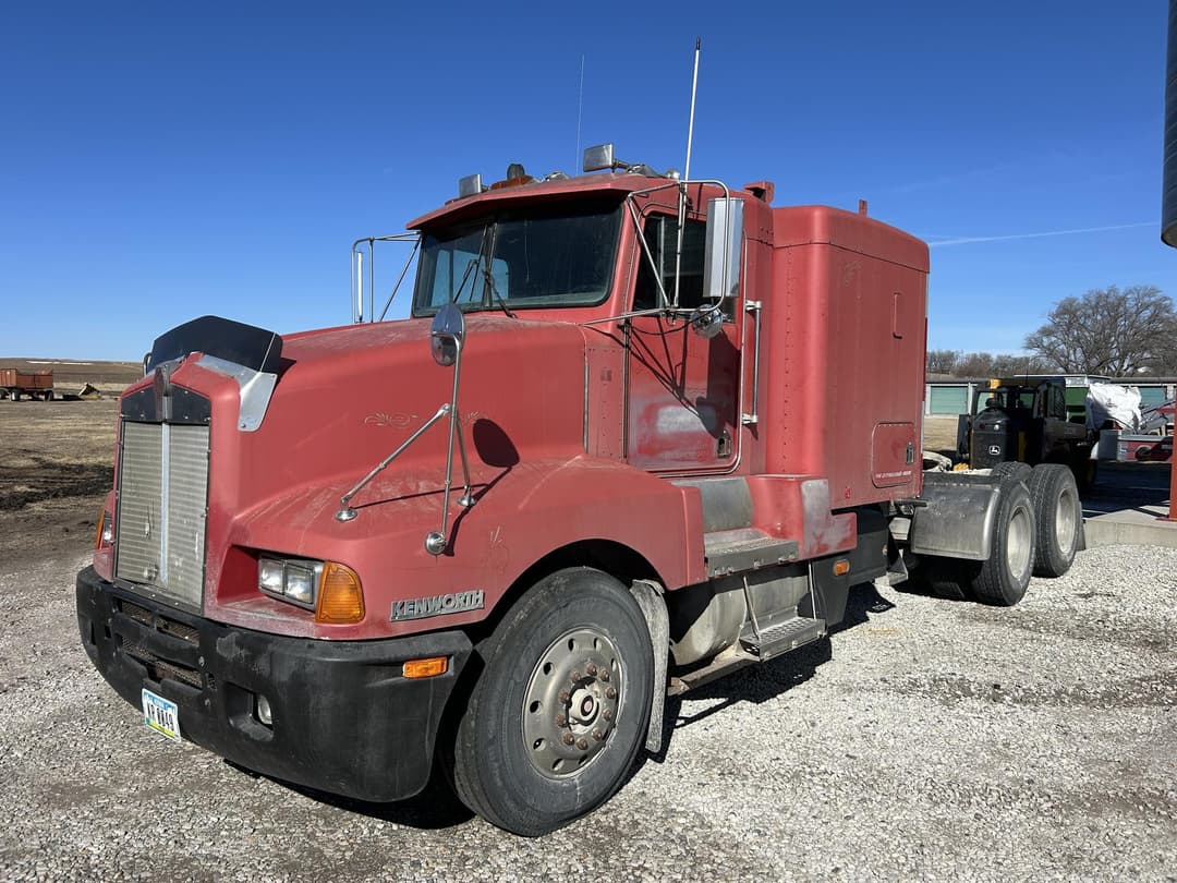 Image of Kenworth T600 Primary image