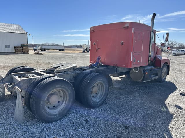 Image of Kenworth T600 equipment image 3