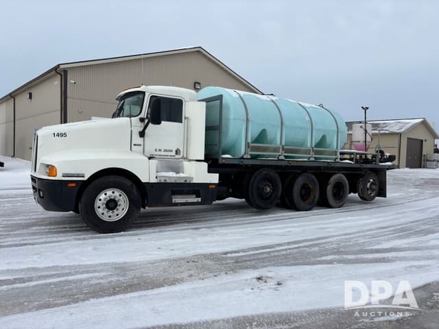 Image of Kenworth T600 equipment image 1