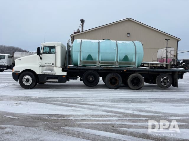 Image of Kenworth T600 equipment image 2