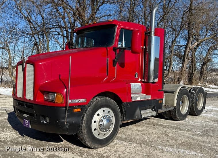 Image of Kenworth T600 Primary image