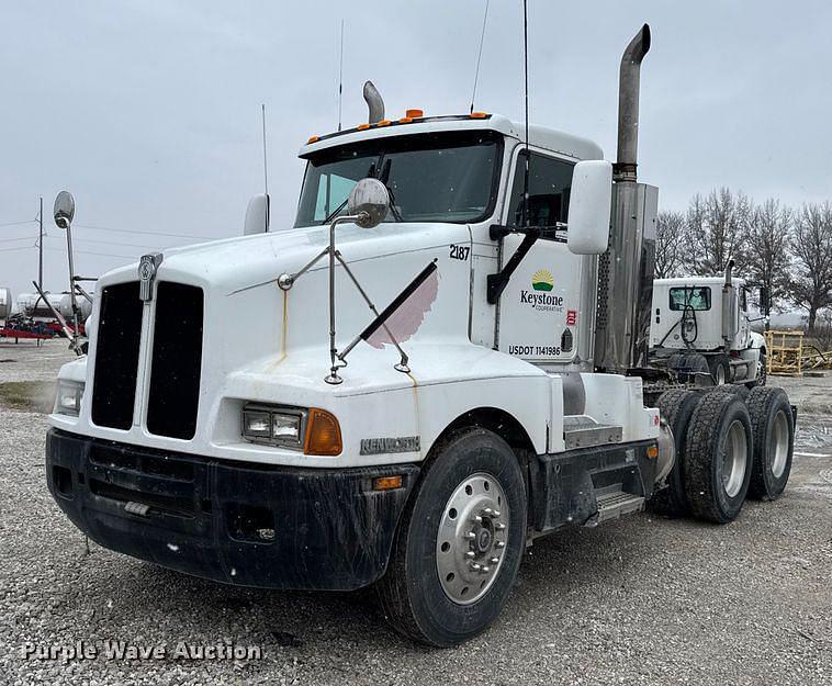 Image of Kenworth T600 Primary image