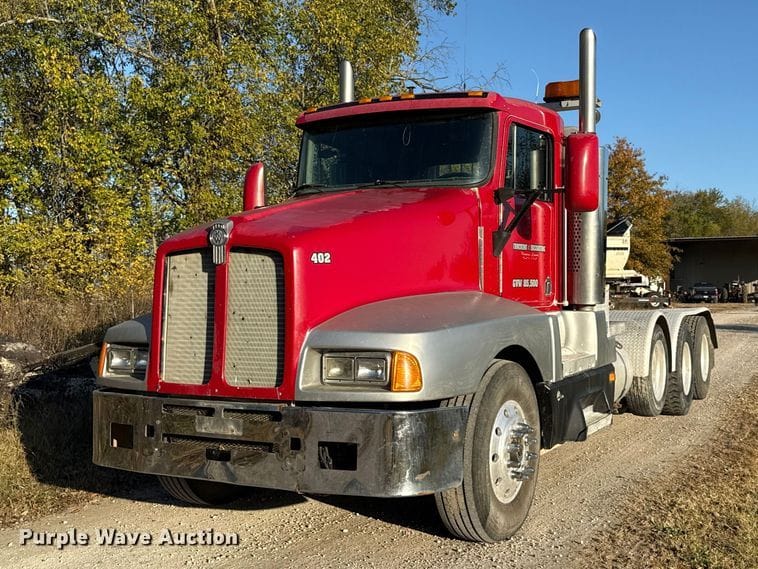 1994 Kenworth T600 Equipment Image0