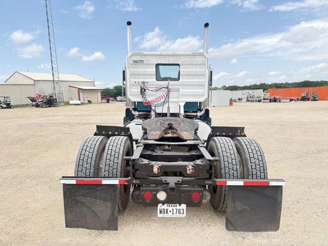 Image of Kenworth T600 equipment image 3