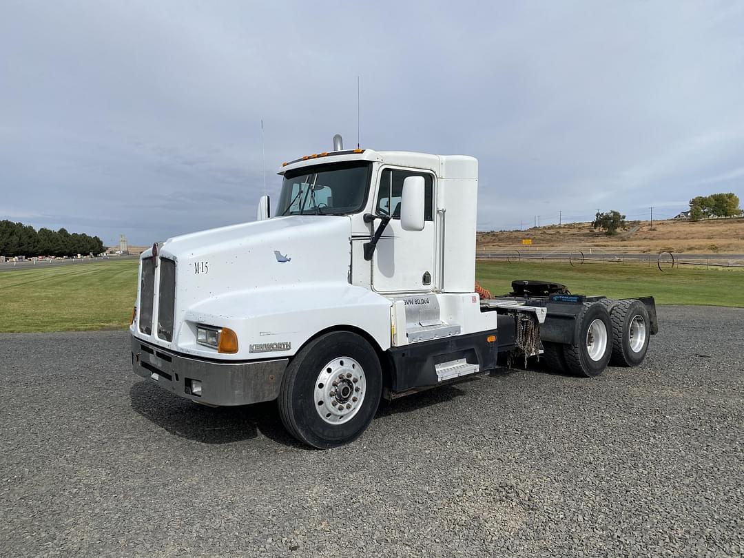 Image of Kenworth T600 Primary image