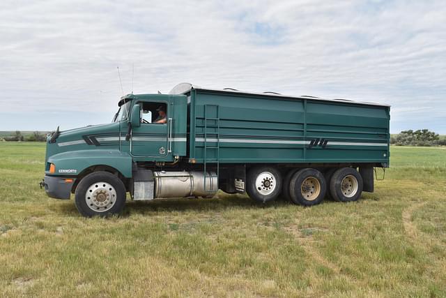Image of Kenworth T600 equipment image 3