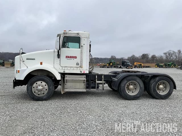 Image of Kenworth T800 equipment image 1