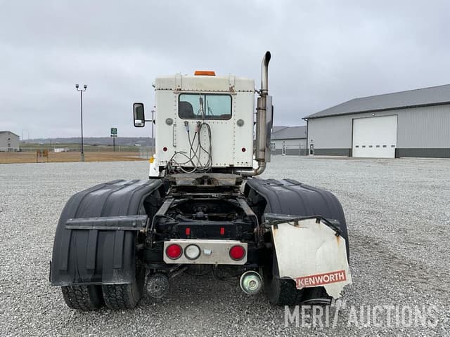 Image of Kenworth T800 equipment image 3