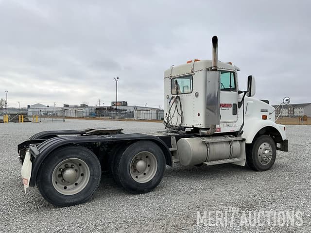 Image of Kenworth T800 equipment image 4