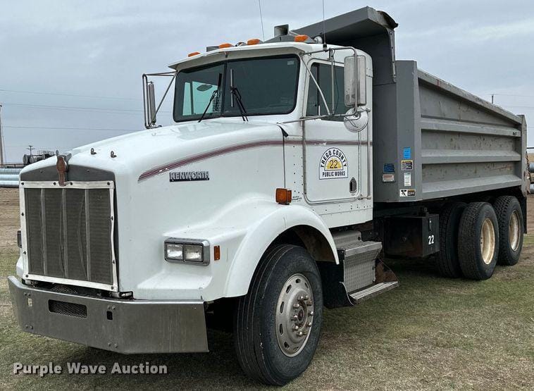 Main image Kenworth T800