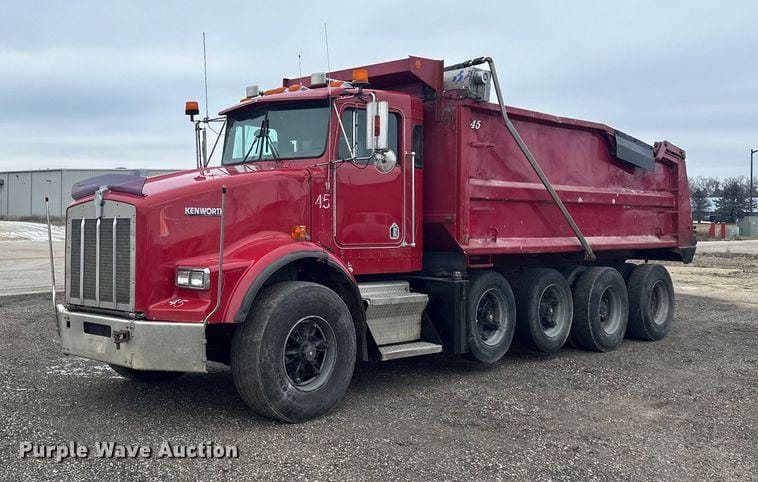 Main image Kenworth T800