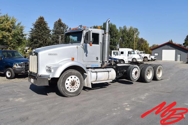 Image of Kenworth T800 equipment image 1