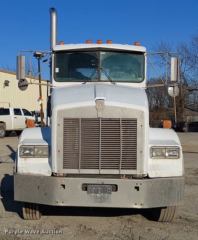 Image of Kenworth T800 equipment image 1