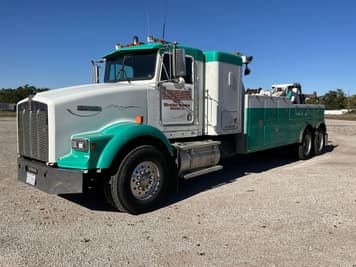 Main image Kenworth T800
