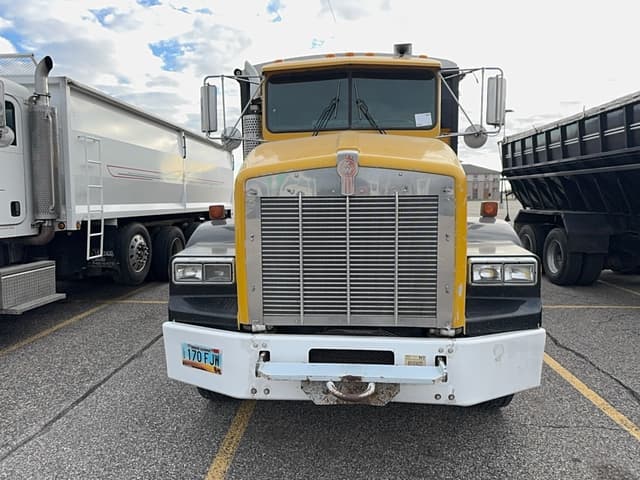 Image of Kenworth T800 equipment image 1